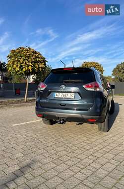 Внедорожник / Кроссовер Nissan Rogue 2016 в 