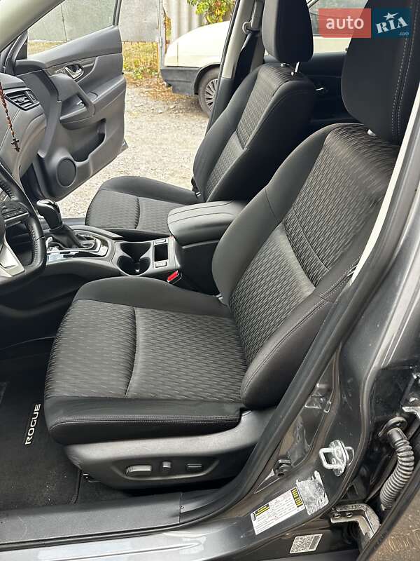 Позашляховик / Кросовер Nissan Rogue 2019 в Дніпрі