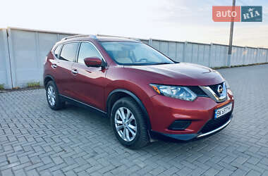 Внедорожник / Кроссовер Nissan Rogue 2015 в Ровно