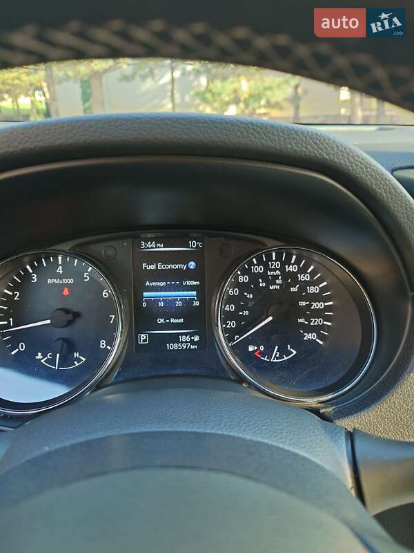 Внедорожник / Кроссовер Nissan Rogue 2016 в Тернополе фото 15 Внедорожник / Кроссовер Nissan Rogue 2016 в Тернополе