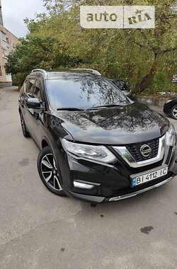 Внедорожник / Кроссовер Nissan Rogue 2018 в Киеве