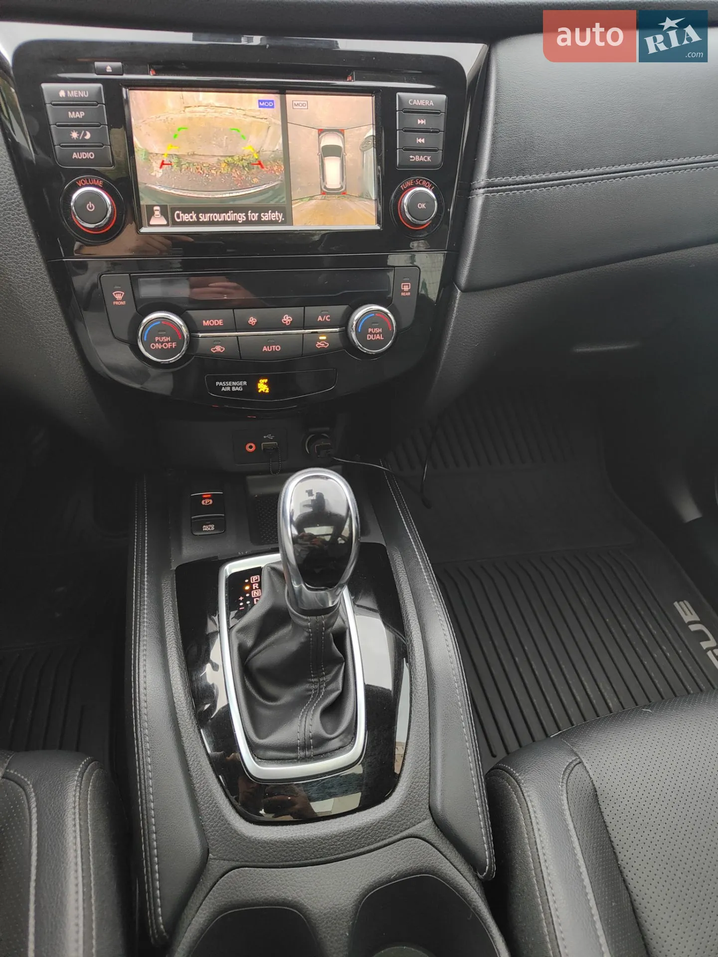 2018 Nissan Rogue - мініатюра 16