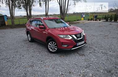 Позашляховик / Кросовер Nissan Rogue 2017 в Рівному