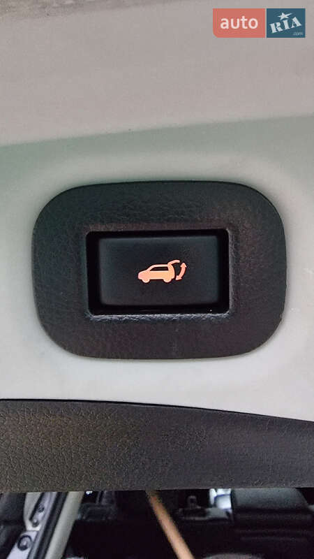 Внедорожник / Кроссовер Nissan Rogue 2016 в Белой Церкви