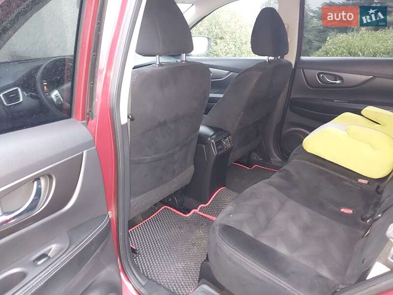 Позашляховик / Кросовер Nissan Rogue 2014 в Івано-Франківську