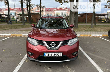 Позашляховик / Кросовер Nissan Rogue 2015 в Києві