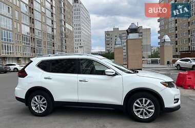 Внедорожник / Кроссовер Nissan Rogue 2019 в Харькове