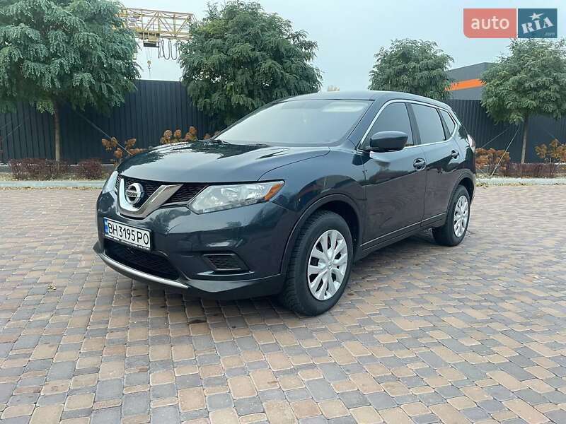 Внедорожник / Кроссовер Nissan Rogue 2016 в Броварах