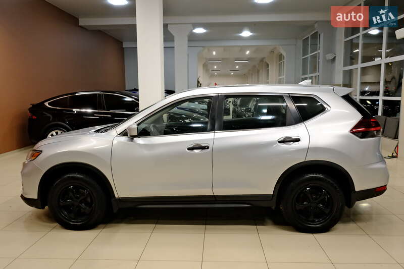 Внедорожник / Кроссовер Nissan Rogue 2017 в Одессе