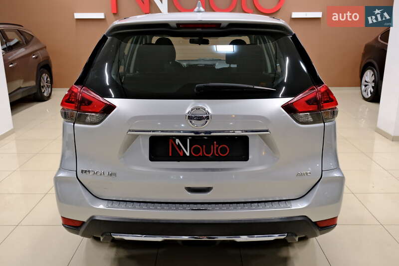 Внедорожник / Кроссовер Nissan Rogue 2017 в Одессе