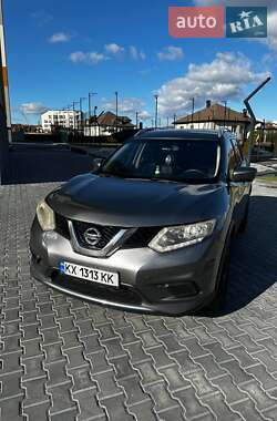 Внедорожник / Кроссовер Nissan Rogue 2016 в Хмельницком