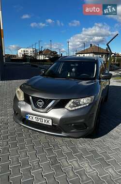 Внедорожник / Кроссовер Nissan Rogue 2016 в Хмельницком