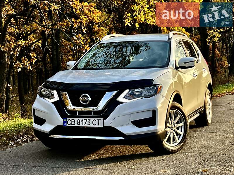 Позашляховик / Кросовер Nissan Rogue 2017 в Києві