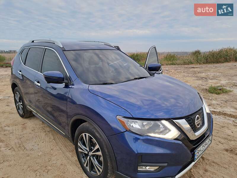 Позашляховик / Кросовер Nissan Rogue 2018 в Одесі