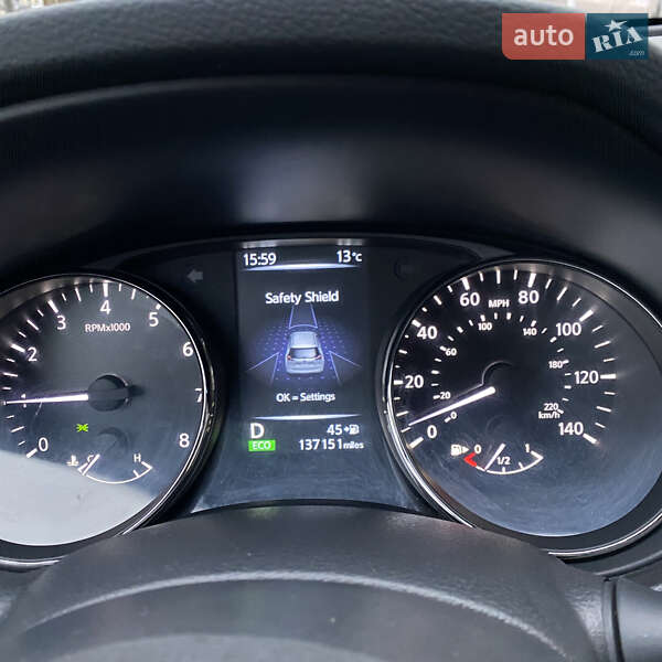 Внедорожник / Кроссовер Nissan Rogue 2016 в Измаиле