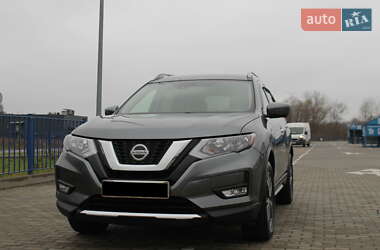 Внедорожник / Кроссовер Nissan Rogue 2019 в Дрогобыче