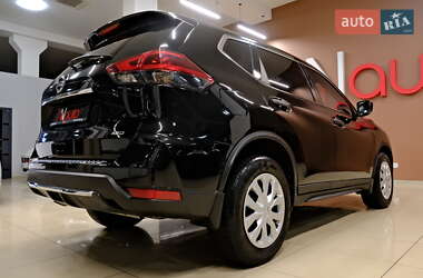 Внедорожник / Кроссовер Nissan Rogue 2019 в 