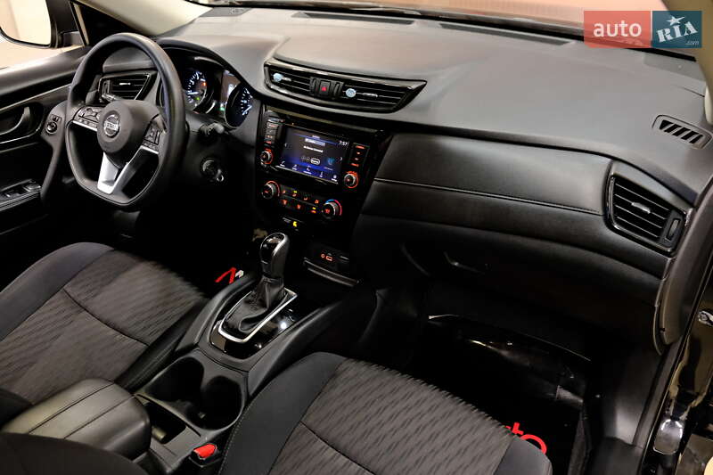 Внедорожник / Кроссовер Nissan Rogue 2019 в Одессе