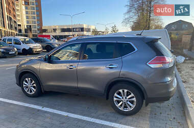 Внедорожник / Кроссовер Nissan Rogue 2015 в Черкассах