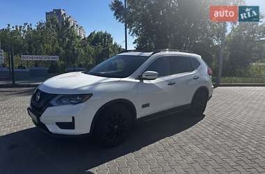 Позашляховик / Кросовер Nissan Rogue 2016 в Києві