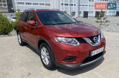 Внедорожник / Кроссовер Nissan Rogue 2016 в Днепре