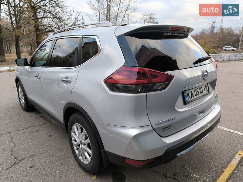 Позашляховик / Кросовер Nissan Rogue 2020 в Харкові