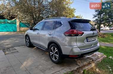 Позашляховик / Кросовер Nissan Rogue 2017 в Одесі