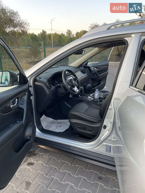 Позашляховик / Кросовер Nissan Rogue 2020 в Києві