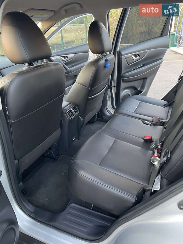 Позашляховик / Кросовер Nissan Rogue 2020 в Києві