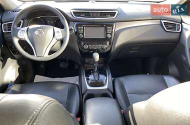 Позашляховик / Кросовер Nissan Rogue 2014 в Львові