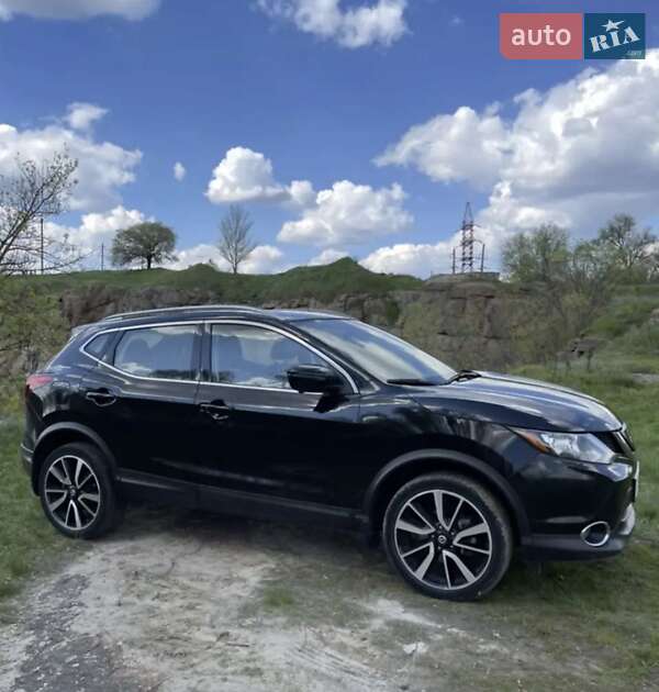 Внедорожник / Кроссовер Nissan Rogue 2019 в Кропивницком