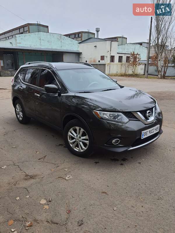 Внедорожник / Кроссовер Nissan Rogue 2016 в Николаеве