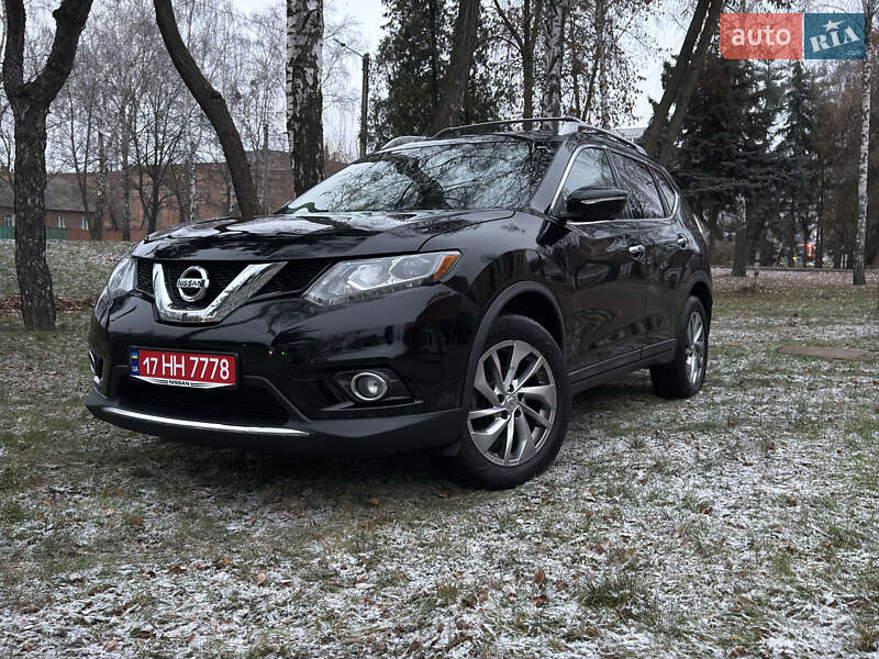 Позашляховик / Кросовер Nissan Rogue 2014 в Лубнах