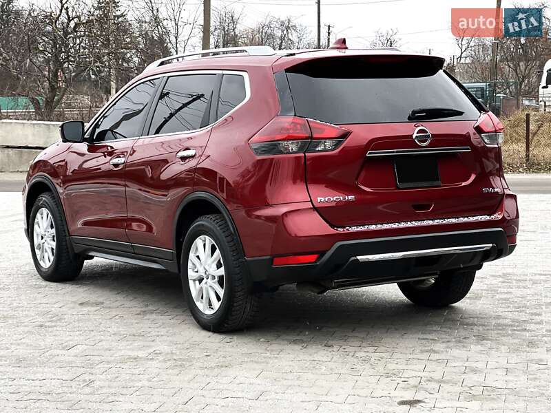 Внедорожник / Кроссовер Nissan Rogue 2018 в Виннице