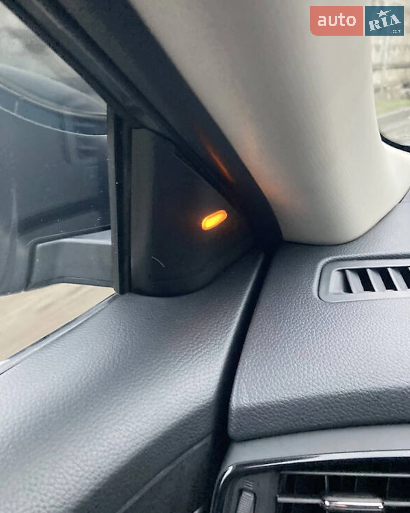 2018 Nissan Rogue - мініатюра 20