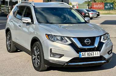 Позашляховик / Кросовер Nissan Rogue 2020 в 
