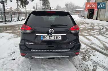 Внедорожник / Кроссовер Nissan Rogue 2019 в Тернополе