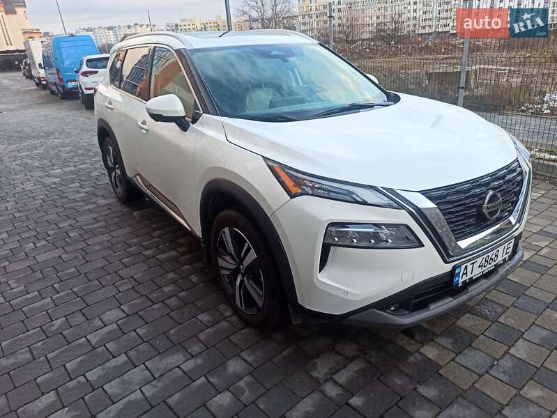 Позашляховик / Кросовер Nissan Rogue 2020 в Івано-Франківську