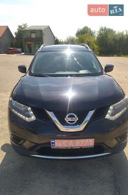 Внедорожник / Кроссовер Nissan Rogue 2016 в 