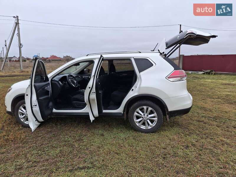 Внедорожник / Кроссовер Nissan Rogue 2016 в Одессе