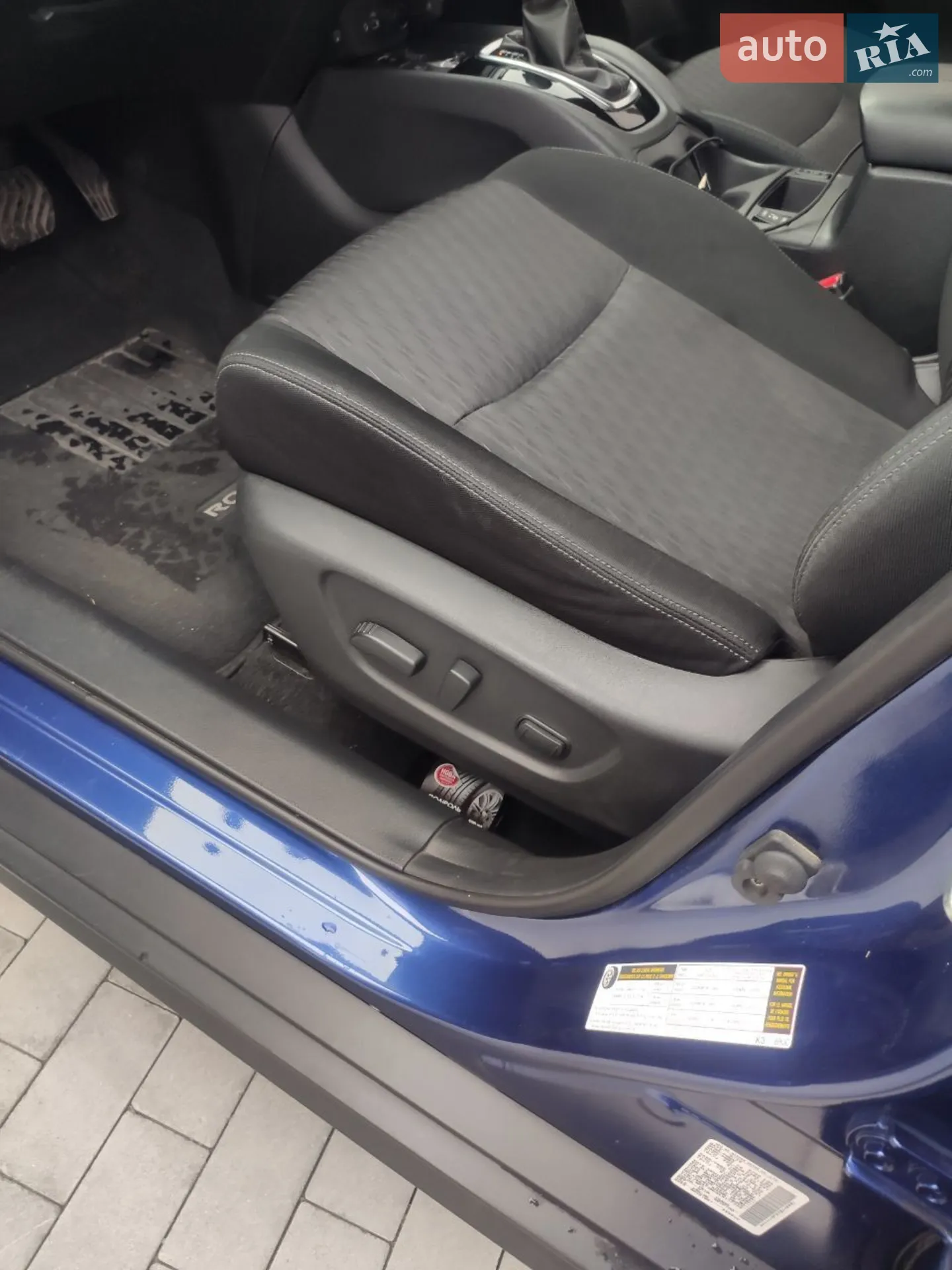 2019 Nissan Rogue - мініатюра 10