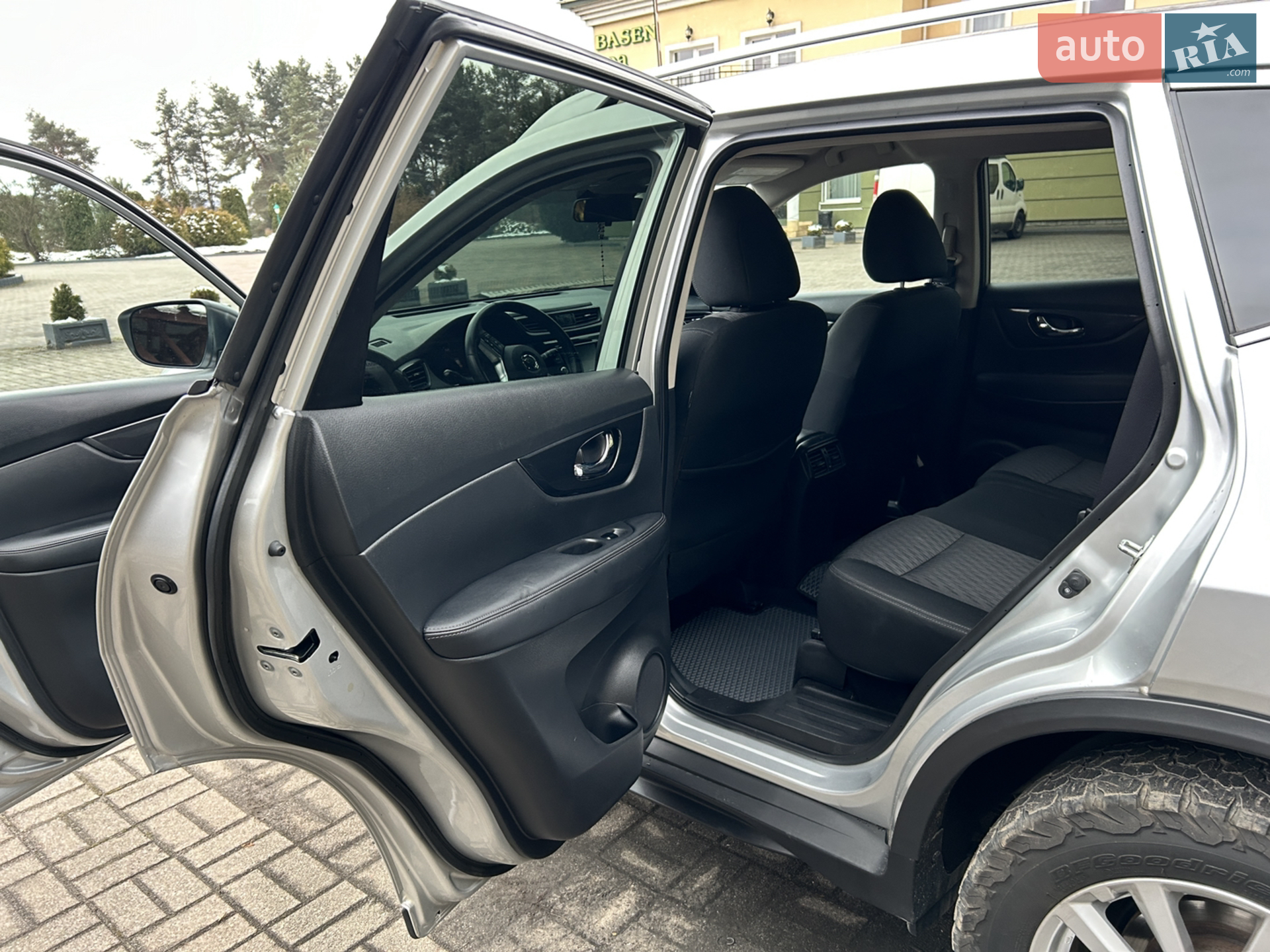 2018 Nissan Rogue - мініатюра 19