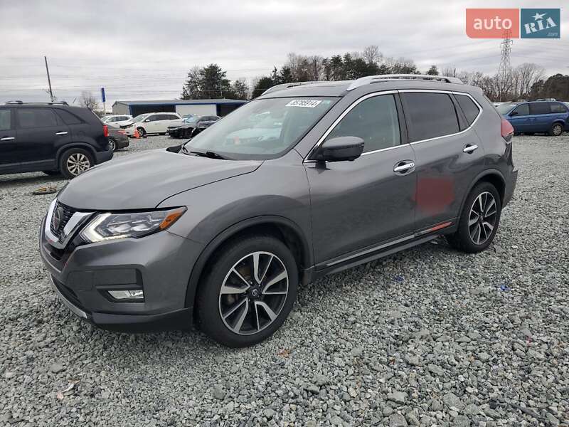 Внедорожник / Кроссовер Nissan Rogue 2017 в Львове