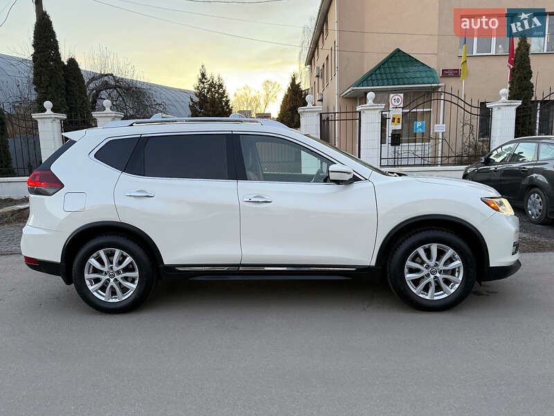 Позашляховик / Кросовер Nissan Rogue 2018 в Вінниці