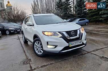 Внедорожник / Кроссовер Nissan Rogue 2018 в Днепре