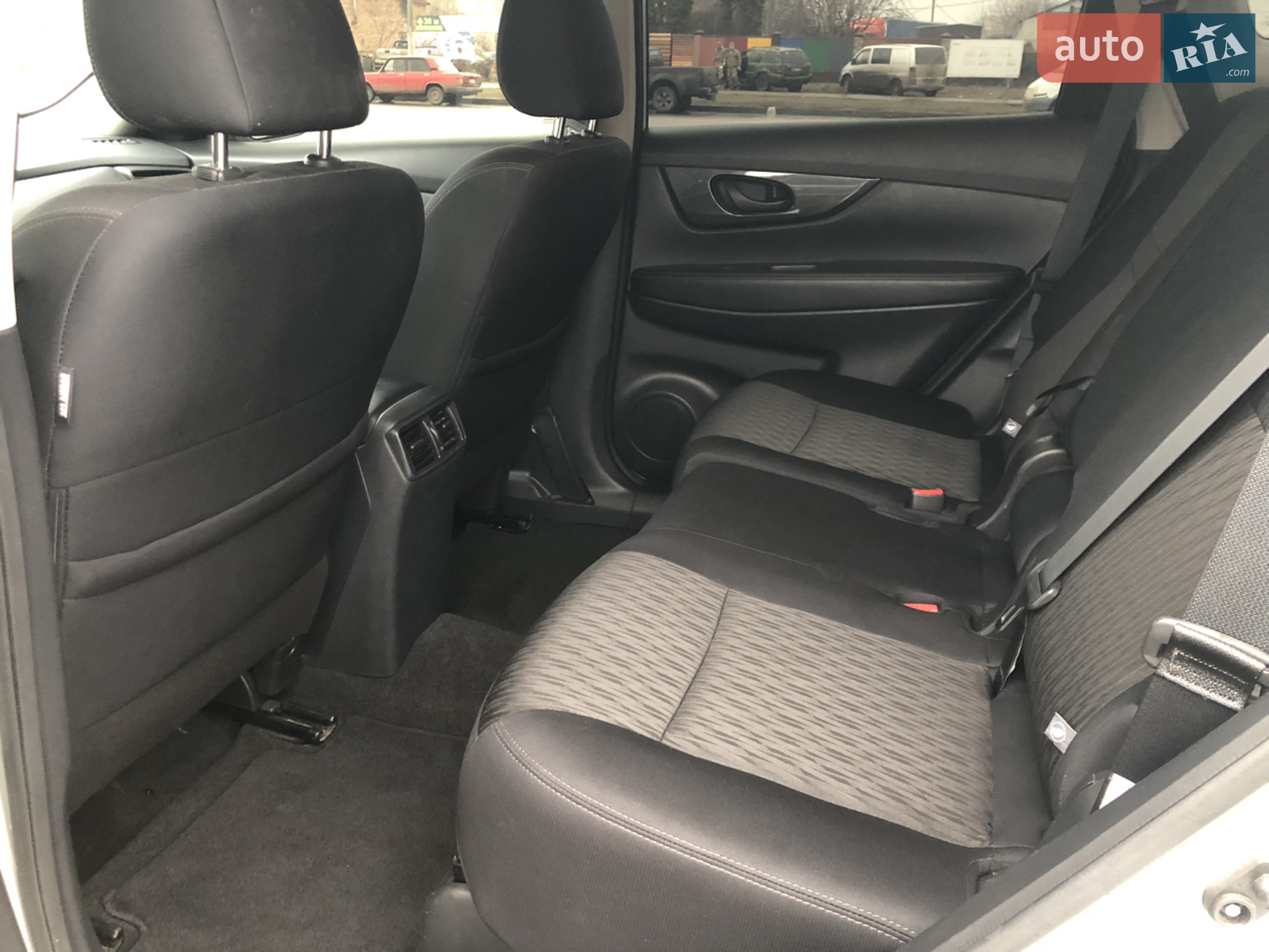 2019 Nissan Rogue - мініатюра 22
