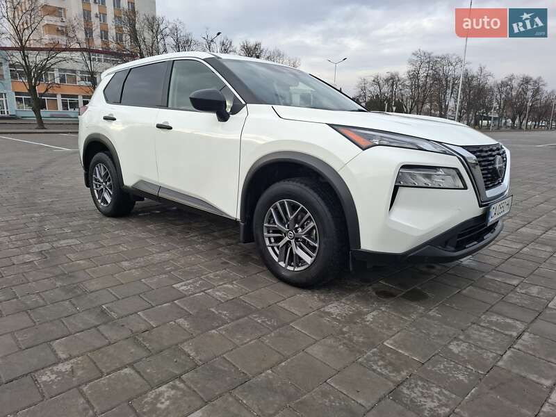 Внедорожник / Кроссовер Nissan Rogue 2020 в Черкассах