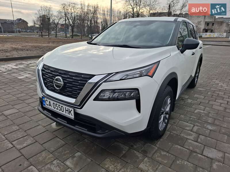 Внедорожник / Кроссовер Nissan Rogue 2020 в Черкассах