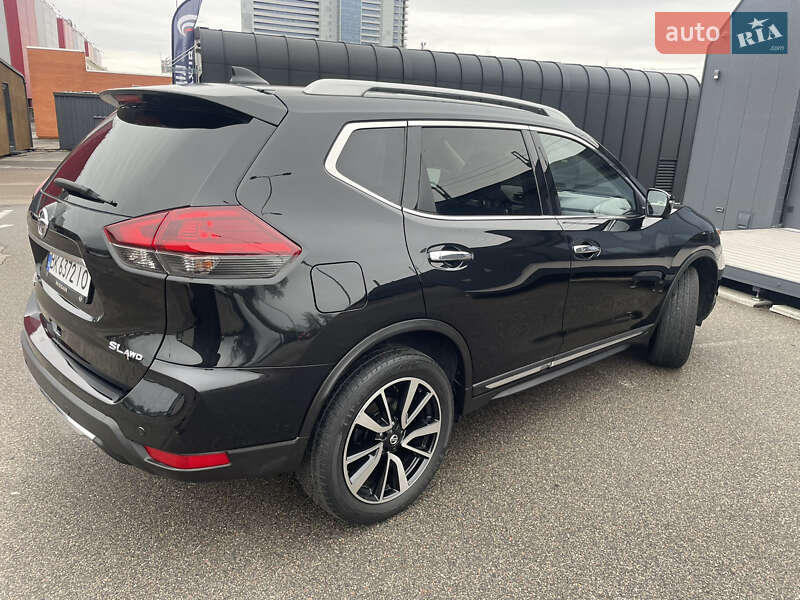Внедорожник / Кроссовер Nissan Rogue 2019 в Киеве