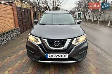 Позашляховик / Кросовер Nissan Rogue 2017 в Харкові